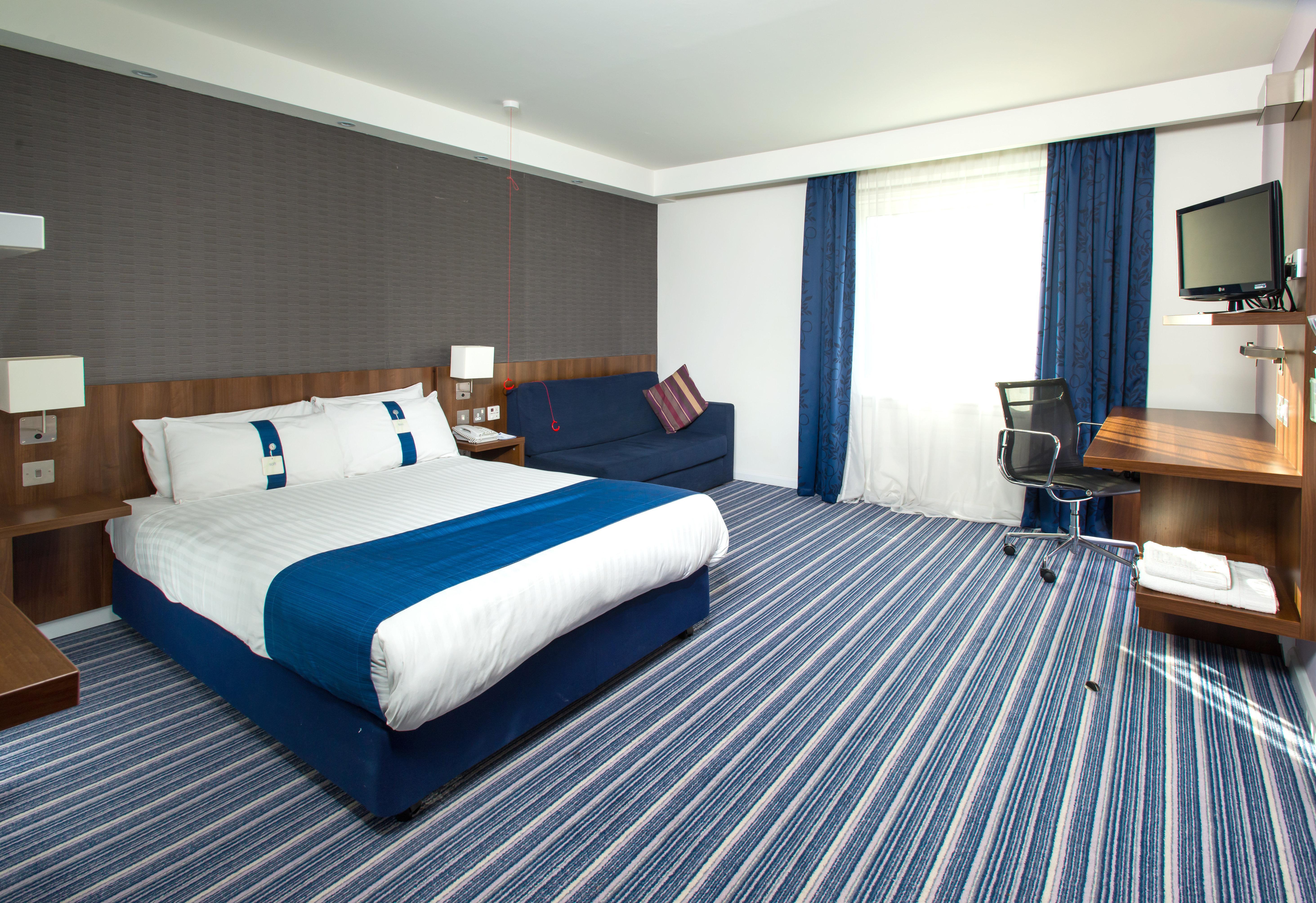 Holiday Inn Express Cambridge Duxford M11 Jct 10 By Ihg Exteriér fotografie