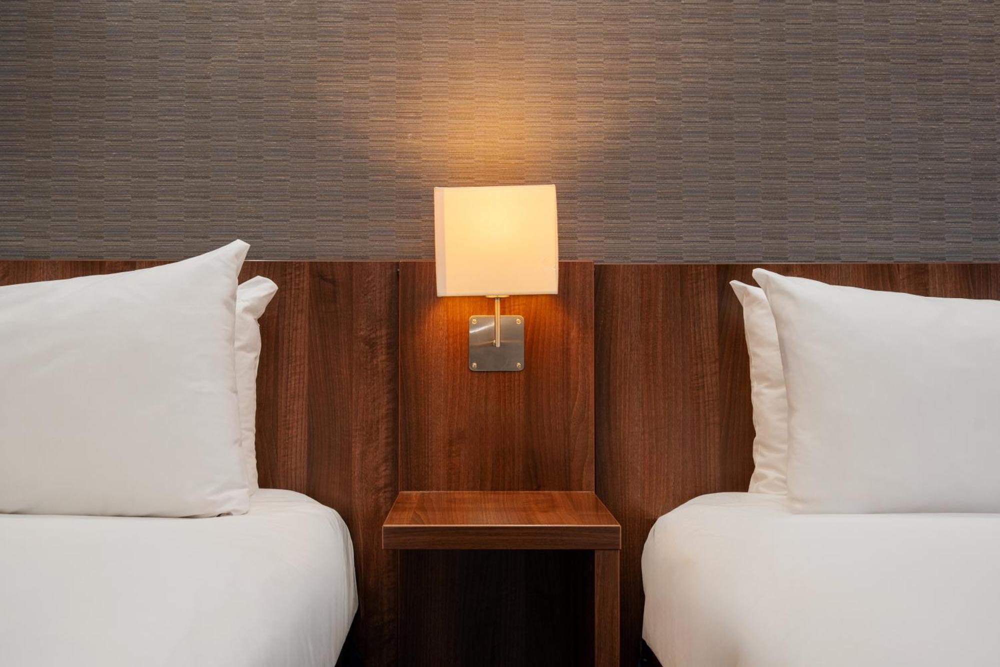 Holiday Inn Express Cambridge Duxford M11 Jct 10 By Ihg Exteriér fotografie