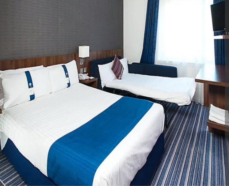 Holiday Inn Express Cambridge Duxford M11 Jct 10 By Ihg Exteriér fotografie