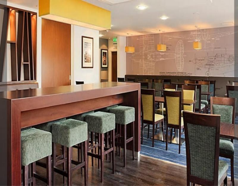 Holiday Inn Express Cambridge Duxford M11 Jct 10 By Ihg Exteriér fotografie
